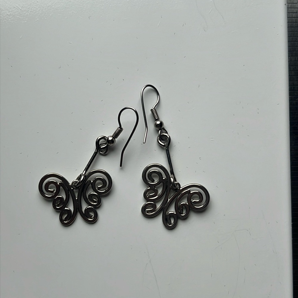 Silver Butterfly earrings 🦋🦋🦋🦋